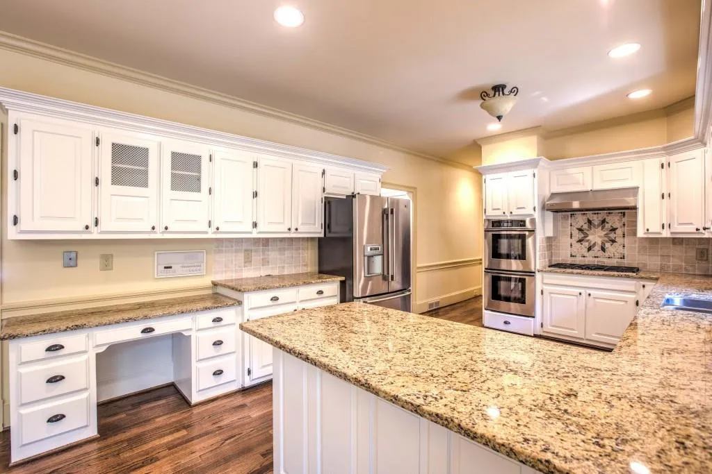 1550 Misty Oaks Drive, Atlanta, Georgia 30350, 6 Bedrooms Bedrooms, ,5 BathroomsBathrooms,Residential,Sold,1550 Misty Oaks Drive,5846354