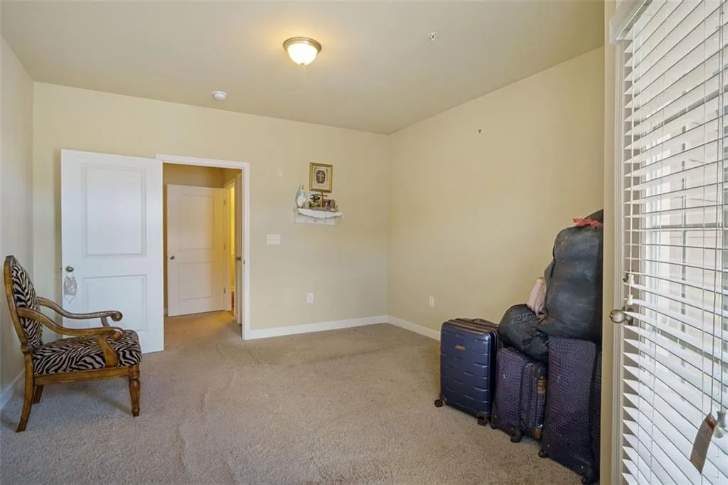 7265 Glisten Avenue Unit 121, Sandy Springs, Georgia 30328, 1 Bedroom Bedrooms, ,1 BathroomBathrooms,Residential,Sold,7265 Glisten Avenue Unit 121,6919906