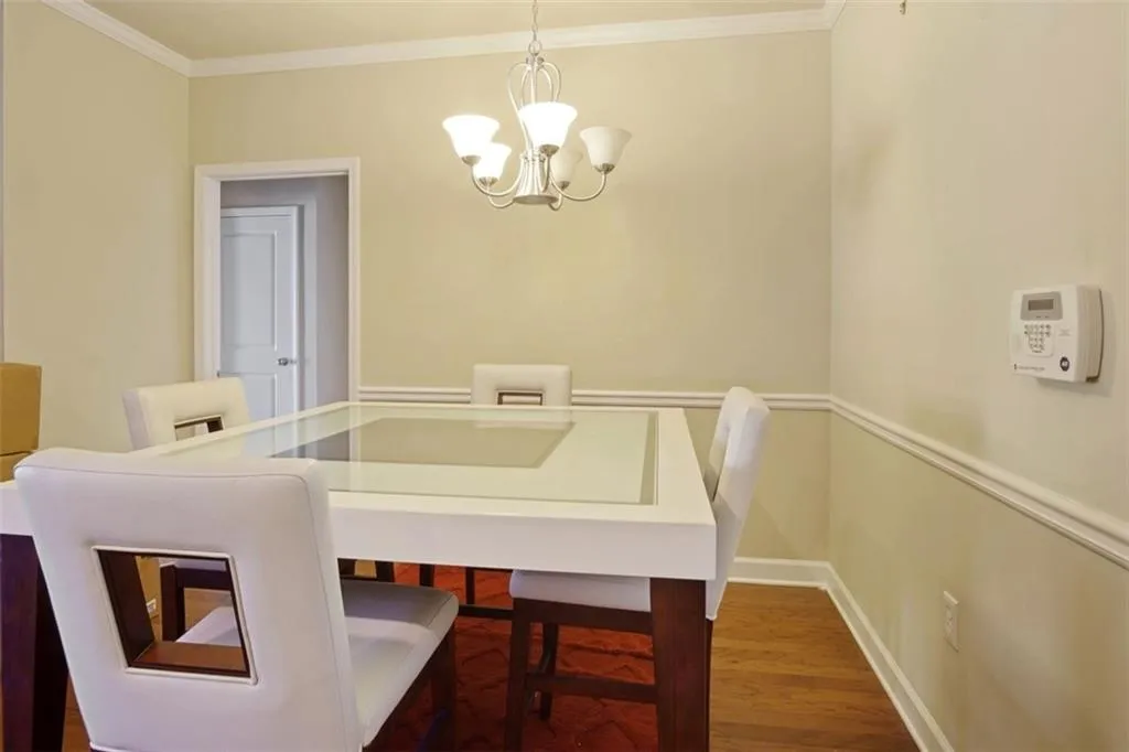 7265 Glisten Avenue Unit 121, Sandy Springs, Georgia 30328, 1 Bedroom Bedrooms, ,1 BathroomBathrooms,Residential,Sold,7265 Glisten Avenue Unit 121,6919906