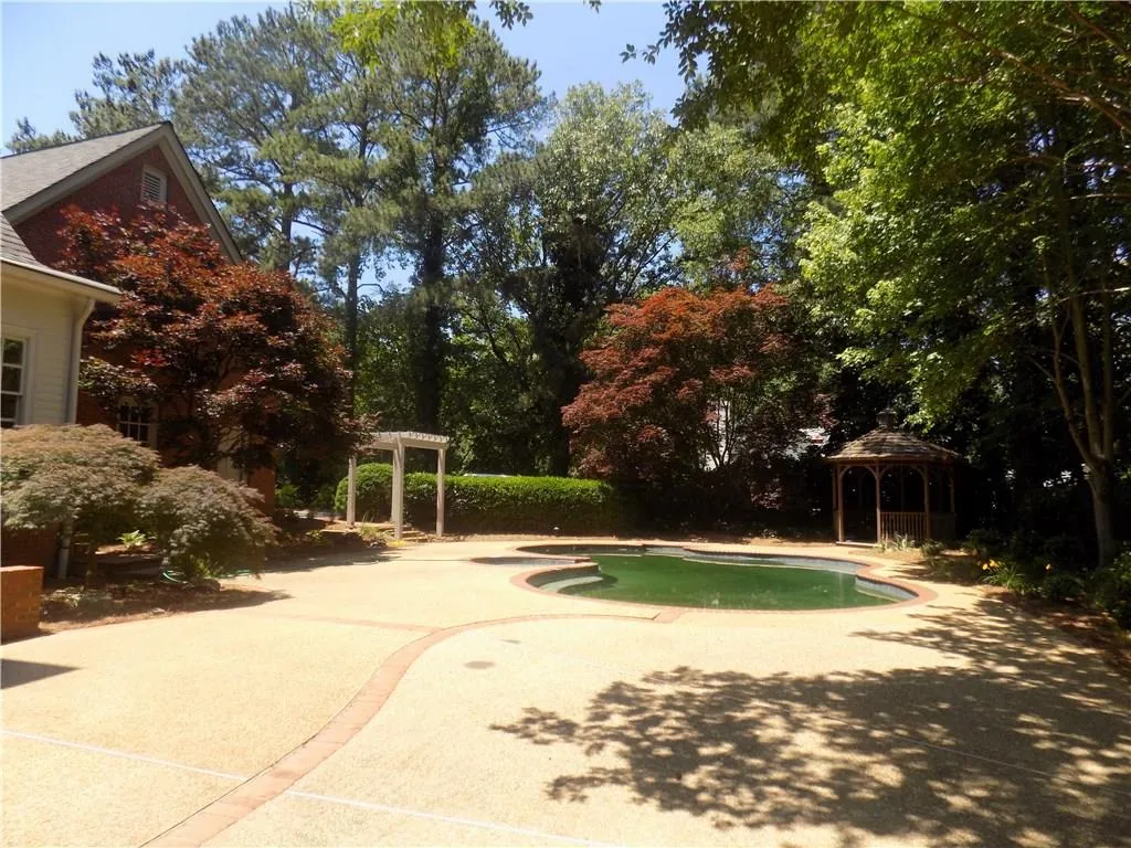 247 Mount Paran Road, Sandy Springs, Georgia 30327, 6 Bedrooms Bedrooms, ,7 BathroomsBathrooms,Residential,Sold,247 Mount Paran Road,5695121