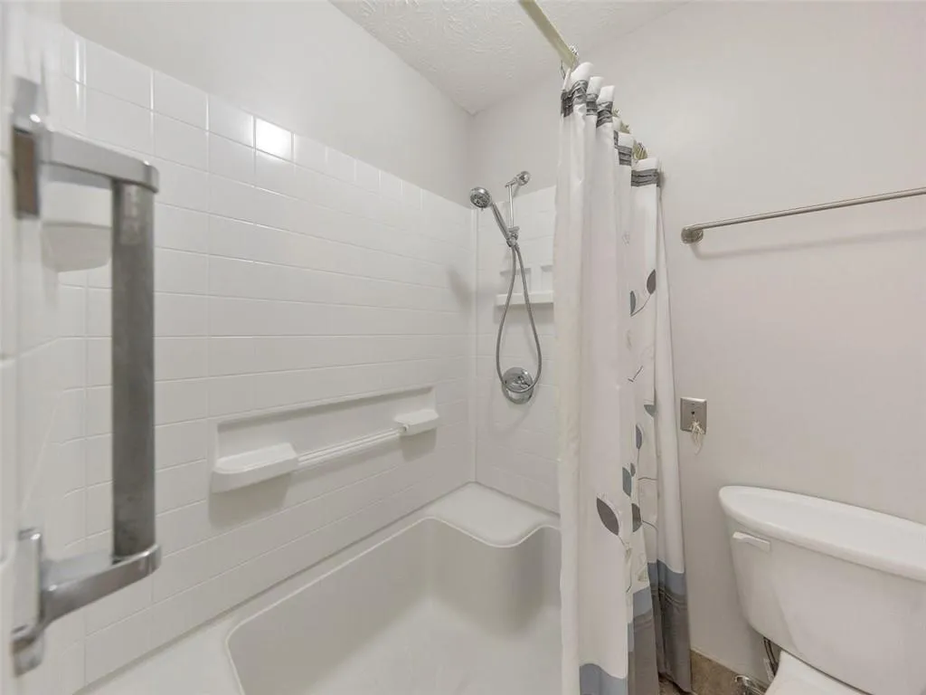 475 Mount Vernon Highway Ne Unit C233, Sandy Springs, Georgia 30327, 2 Bedrooms Bedrooms, ,1 BathroomBathrooms,Residential,Sold,475 Mount Vernon Highway Ne Unit C233,7028721