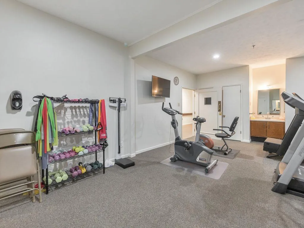 475 Mount Vernon Highway Ne Unit C233, Sandy Springs, Georgia 30327, 2 Bedrooms Bedrooms, ,1 BathroomBathrooms,Residential,Sold,475 Mount Vernon Highway Ne Unit C233,7028721