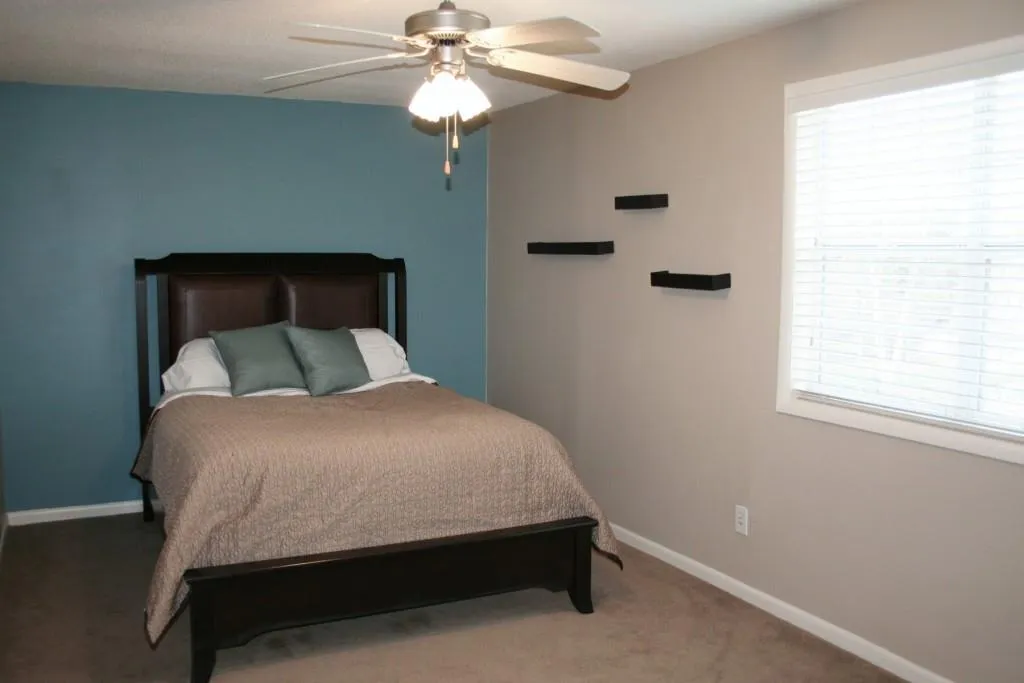 6900 Roswell Road Unit A1, Sandy Springs, Georgia 30328, 2 Bedrooms Bedrooms, ,2 BathroomsBathrooms,Residential,Sold,6900 Roswell Road Unit A1,5664402