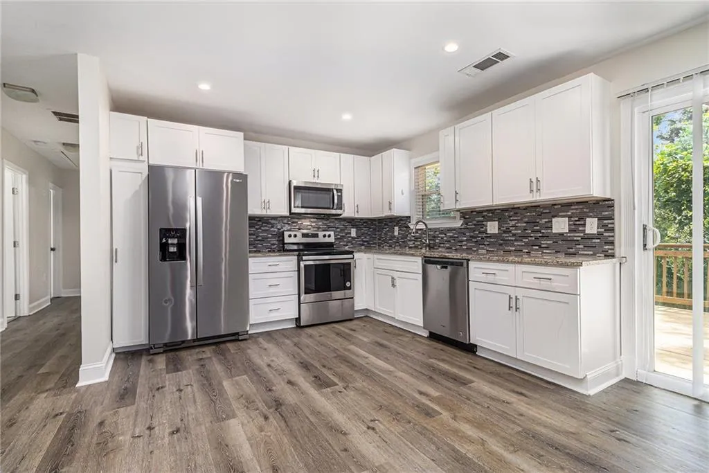 2222 Hill Street Nw, Atlanta, Georgia 30318, 4 Bedrooms Bedrooms, ,2 BathroomsBathrooms,Residential,For Sale,2222 Hill Street Nw,7634929
