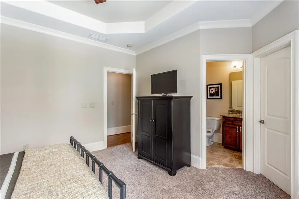671 Windsor Parkway Ne, Atlanta, Georgia 30342, 5 Bedrooms Bedrooms, ,4 BathroomsBathrooms,Residential,Sold,671 Windsor Parkway Ne,6557240