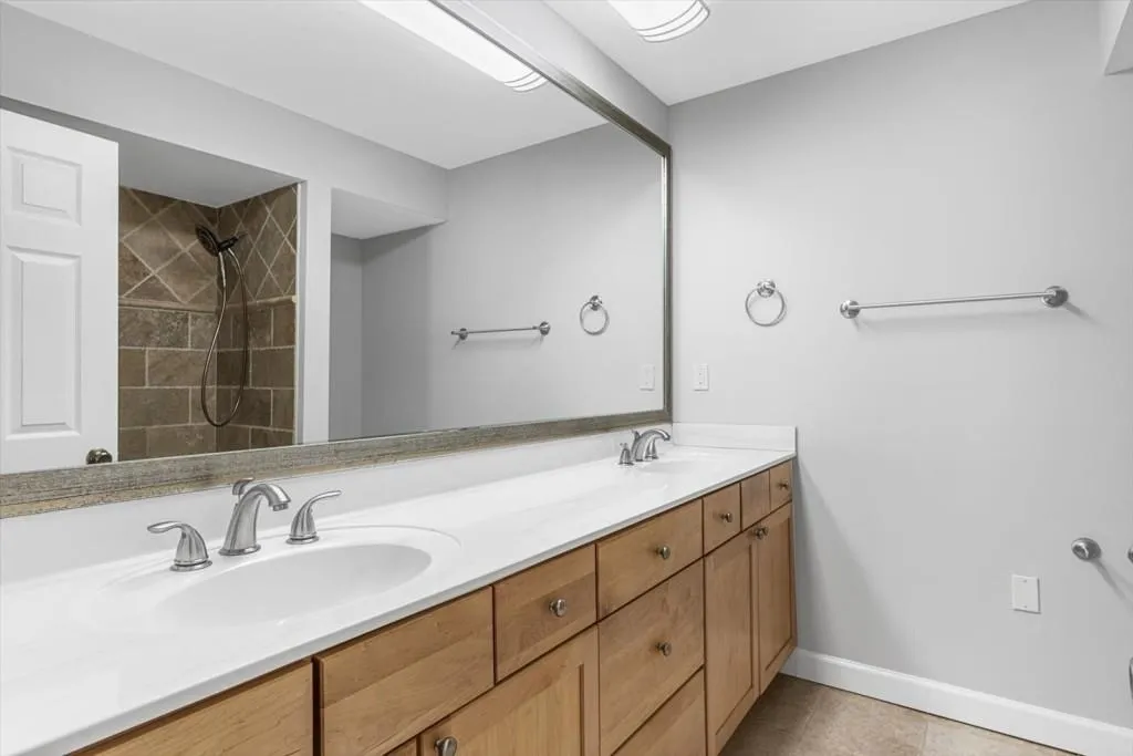 6851 Roswell Road Unit O18, Sandy Springs, Georgia 30328, 3 Bedrooms Bedrooms, ,2 BathroomsBathrooms,Residential,Sold,6851 Roswell Road Unit O18,7210933