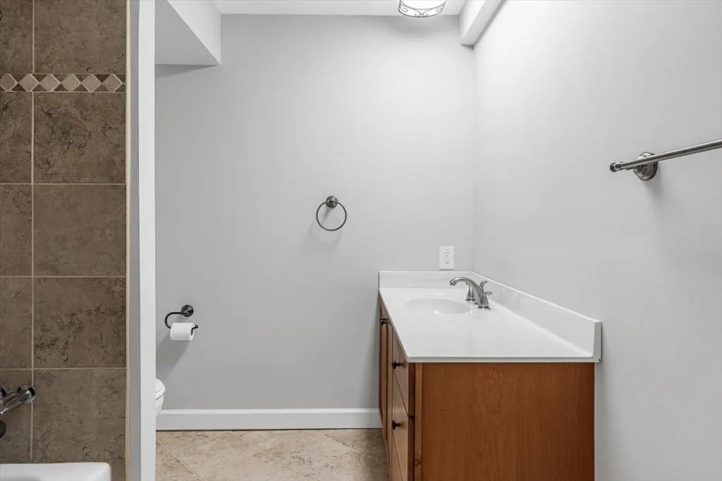 6851 Roswell Road Unit O18, Sandy Springs, Georgia 30328, 3 Bedrooms Bedrooms, ,2 BathroomsBathrooms,Residential,Sold,6851 Roswell Road Unit O18,7210933