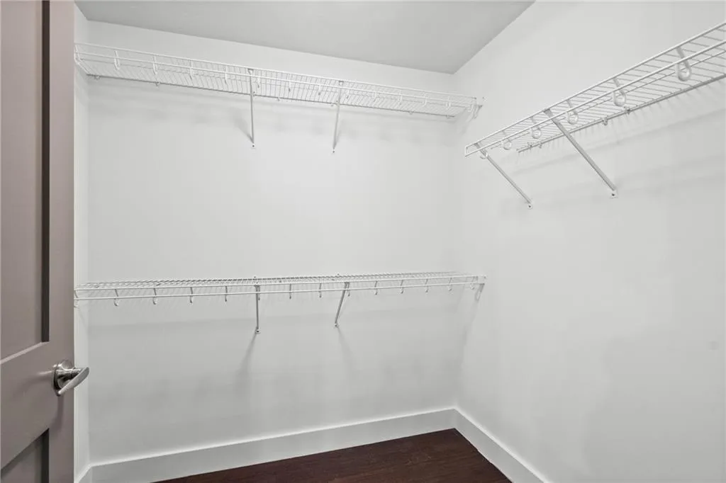 1100 Howell Mill Road Nw Unit 212, Atlanta, Georgia 30318, 2 Bedrooms Bedrooms, ,2 BathroomsBathrooms,Residential,For Sale,1100 Howell Mill Road Nw Unit 212,7588409