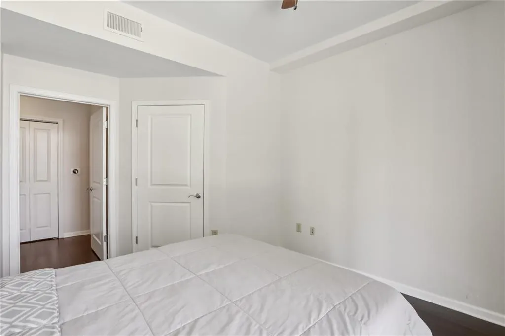 3040 Peachtree Road Nw Unit 713, Atlanta, Georgia 30305, 1 Bedroom Bedrooms, ,1 BathroomBathrooms,Residential,For Sale,3040 Peachtree Road Nw Unit 713,7566856