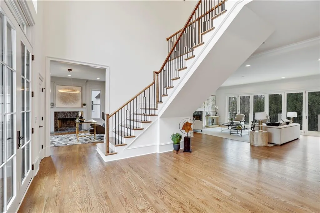 415 Laurel Chase Court, Atlanta, Georgia 30327, 5 Bedrooms Bedrooms, ,5 BathroomsBathrooms,Residential,Sold,415 Laurel Chase Court,6681286