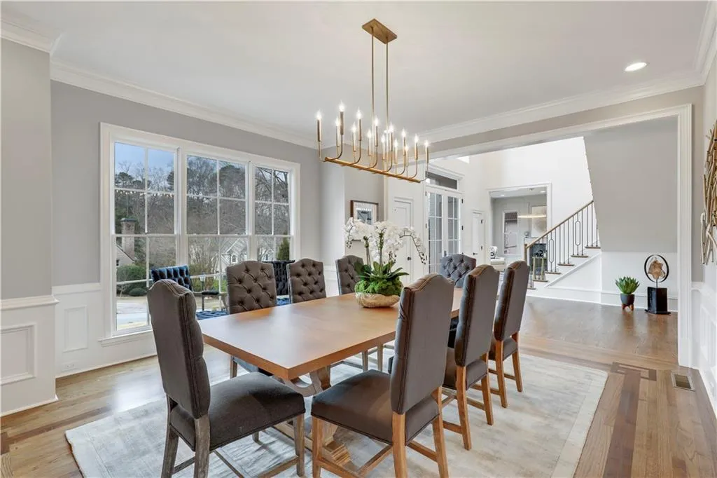 415 Laurel Chase Court, Atlanta, Georgia 30327, 5 Bedrooms Bedrooms, ,5 BathroomsBathrooms,Residential,Sold,415 Laurel Chase Court,6681286