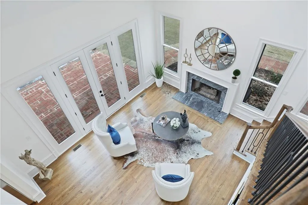 415 Laurel Chase Court, Atlanta, Georgia 30327, 5 Bedrooms Bedrooms, ,5 BathroomsBathrooms,Residential,Sold,415 Laurel Chase Court,6681286