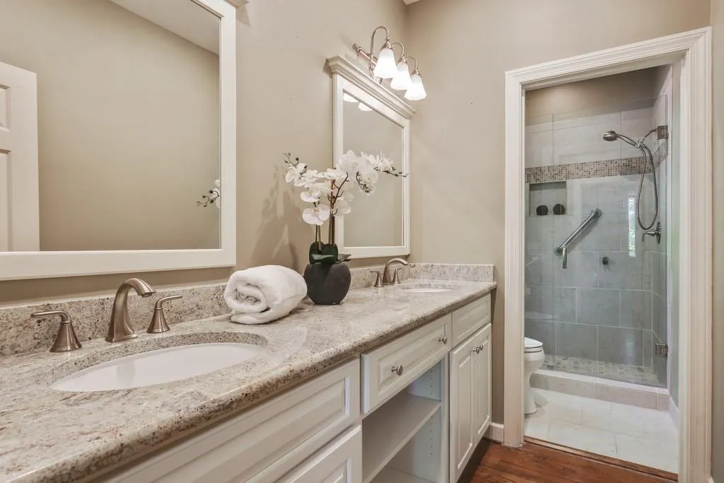 6245 River Chase Circle, Sandy Springs, Georgia 30328, 6 Bedrooms Bedrooms, ,4 BathroomsBathrooms,Residential,Sold,6245 River Chase Circle,6547391