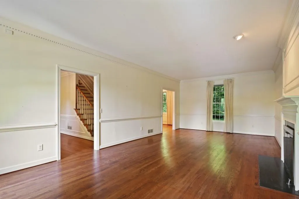 6245 River Chase Circle, Sandy Springs, Georgia 30328, 6 Bedrooms Bedrooms, ,4 BathroomsBathrooms,Residential,Sold,6245 River Chase Circle,6547391
