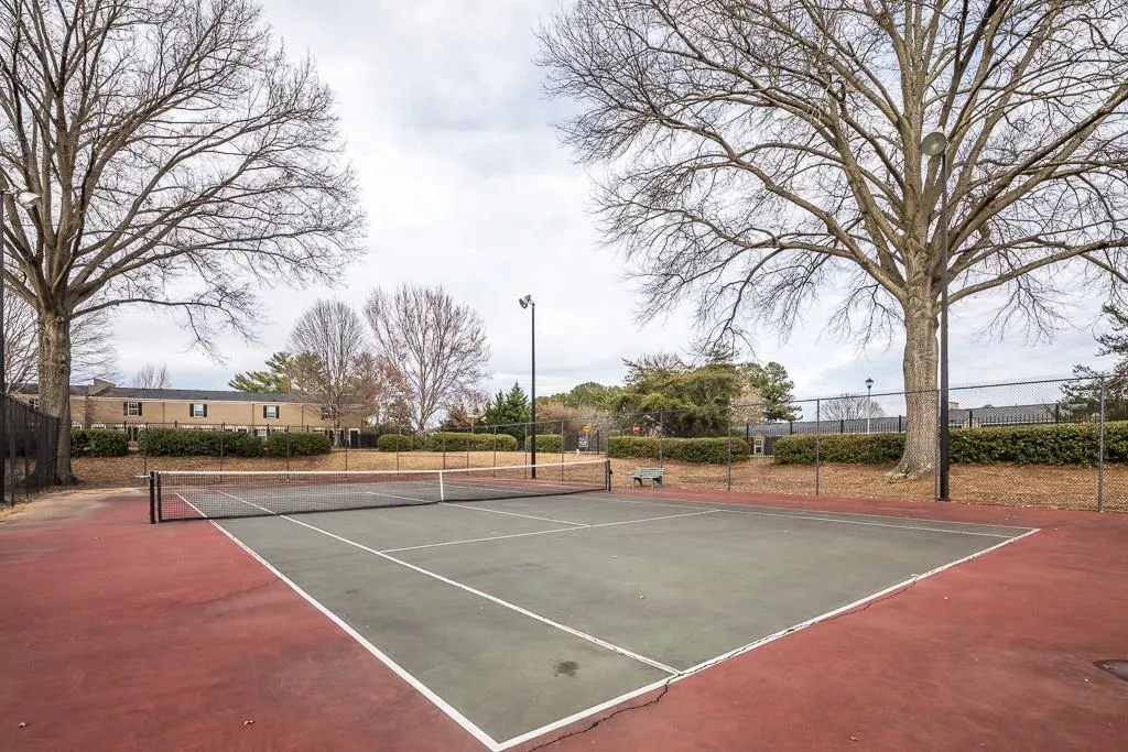 145 N River Drive Unit G, Sandy Springs, Georgia 30350, 2 Bedrooms Bedrooms, ,2 BathroomsBathrooms,Residential,Sold,145 N River Drive Unit G,6508112