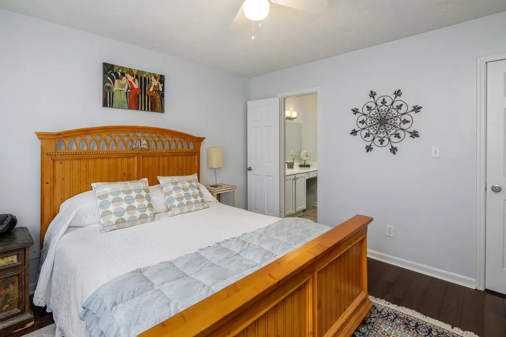 145 N River Drive Unit G, Sandy Springs, Georgia 30350, 2 Bedrooms Bedrooms, ,2 BathroomsBathrooms,Residential,Sold,145 N River Drive Unit G,6508112