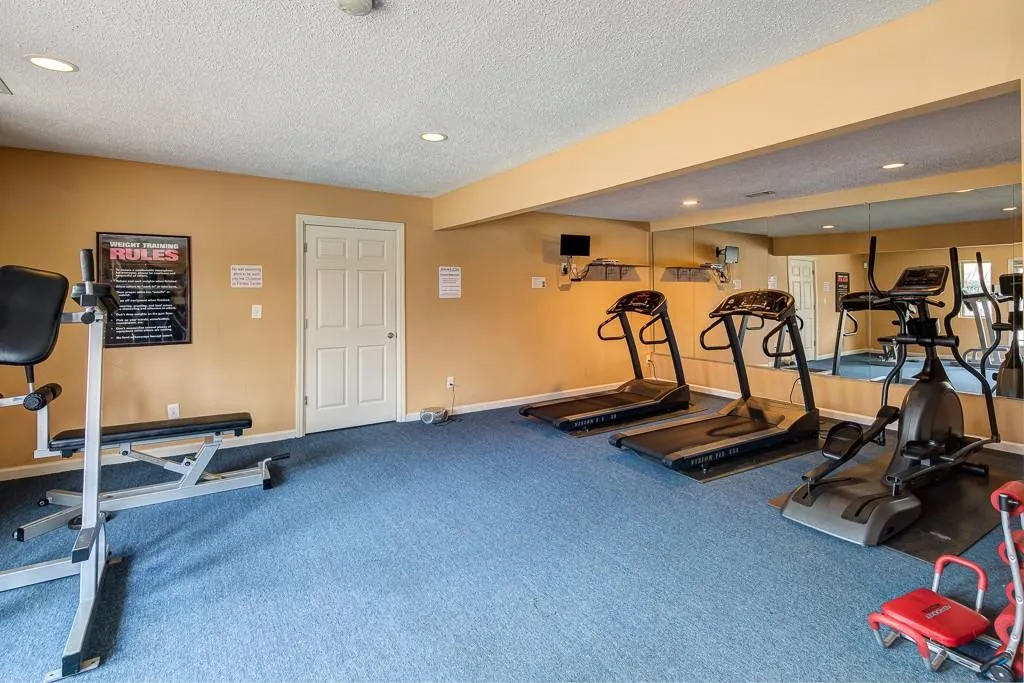145 N River Drive Unit G, Sandy Springs, Georgia 30350, 2 Bedrooms Bedrooms, ,2 BathroomsBathrooms,Residential,Sold,145 N River Drive Unit G,6508112