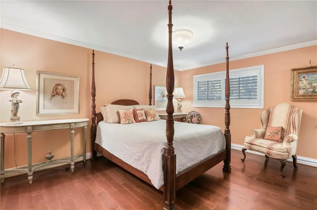 5400 Roswell Road Unit I 2, Sandy Springs, Georgia 30342, 2 Bedrooms Bedrooms, ,2 BathroomsBathrooms,Residential,Sold,5400 Roswell Road Unit I 2,6972456 5400 Roswell Road Unit I 2, Sandy Springs, Georgia 30342, 2 Bedrooms Bedrooms, ,2 BathroomsBathrooms,Residential,Sold,5400 Roswell Road Unit I 2,6972456