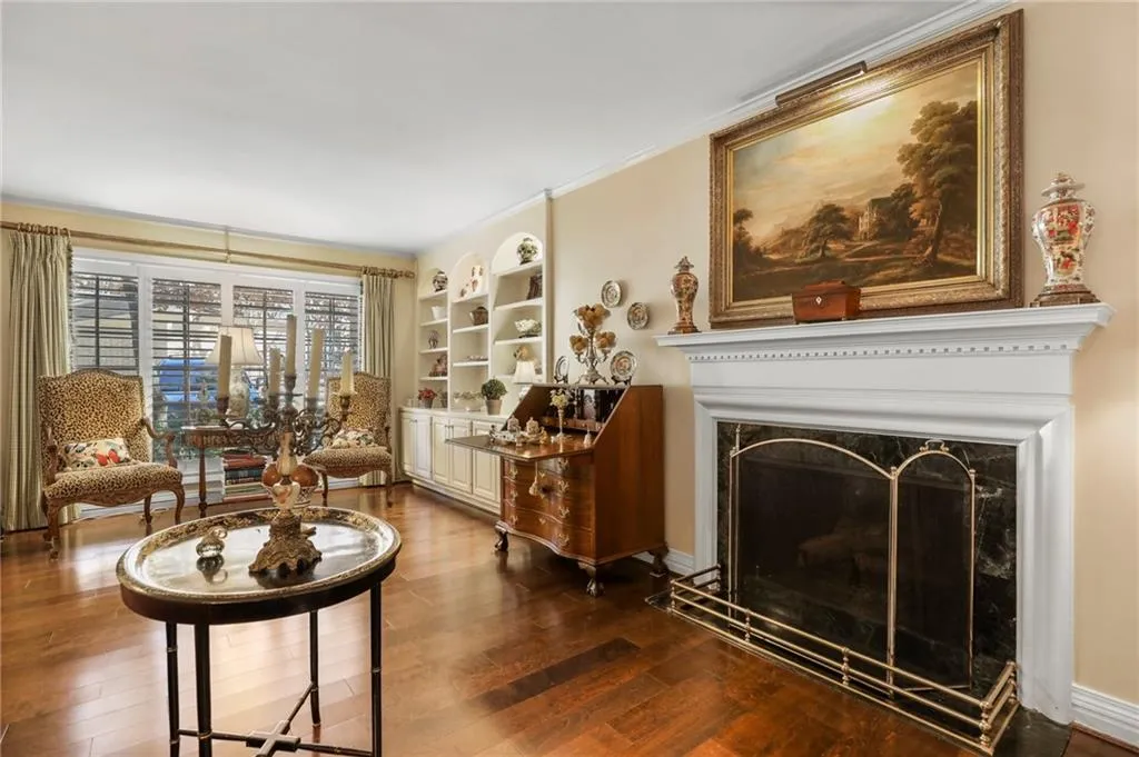 5400 Roswell Road Unit I 2, Sandy Springs, Georgia 30342, 2 Bedrooms Bedrooms, ,2 BathroomsBathrooms,Residential,Sold,5400 Roswell Road Unit I 2,6972456 5400 Roswell Road Unit I 2, Sandy Springs, Georgia 30342, 2 Bedrooms Bedrooms, ,2 BathroomsBathrooms,Residential,Sold,5400 Roswell Road Unit I 2,6972456