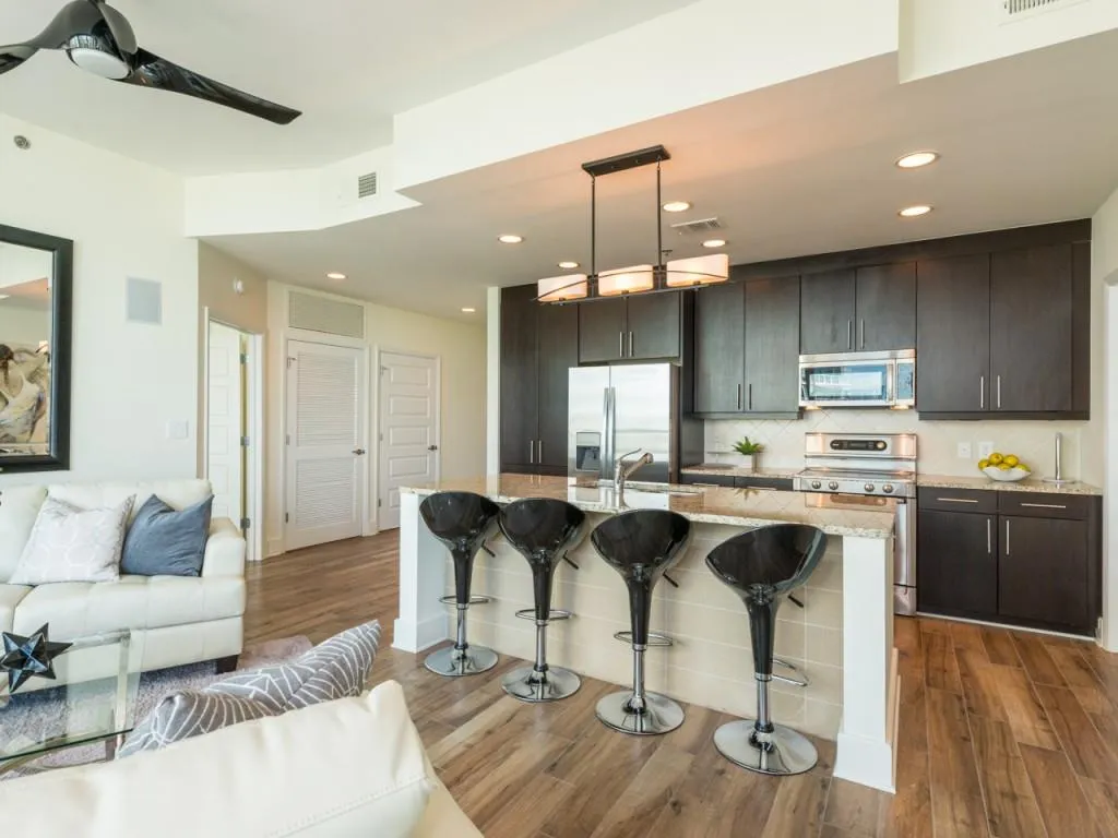 1080 Peachtree Street Ne Unit 1812, Atlanta, Georgia 30309, 2 Bedrooms Bedrooms, ,2 BathroomsBathrooms,Residential,Sold,1080 Peachtree Street Ne Unit 1812,5679303