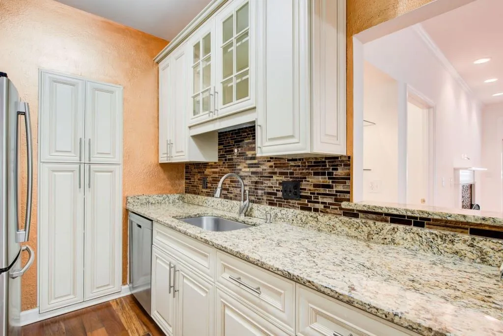 2865 Lenox Road Ne, Atlanta, Georgia 30324, 2 Bedrooms Bedrooms, ,2 BathroomsBathrooms,Residential,For Sale,2865 Lenox Road Ne,7630529