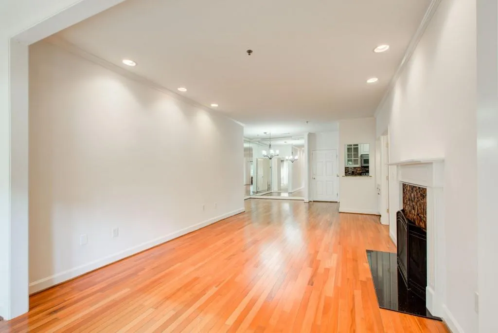 2865 Lenox Road Ne, Atlanta, Georgia 30324, 2 Bedrooms Bedrooms, ,2 BathroomsBathrooms,Residential,For Sale,2865 Lenox Road Ne,7630529