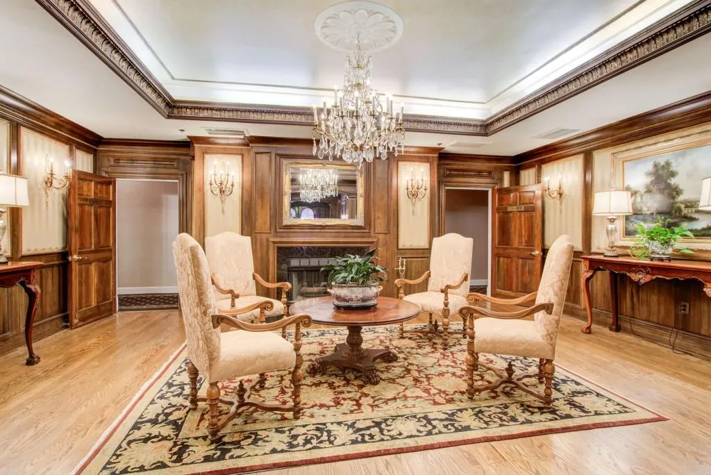 2865 Lenox Road Ne, Atlanta, Georgia 30324, 2 Bedrooms Bedrooms, ,2 BathroomsBathrooms,Residential,For Sale,2865 Lenox Road Ne,7630529