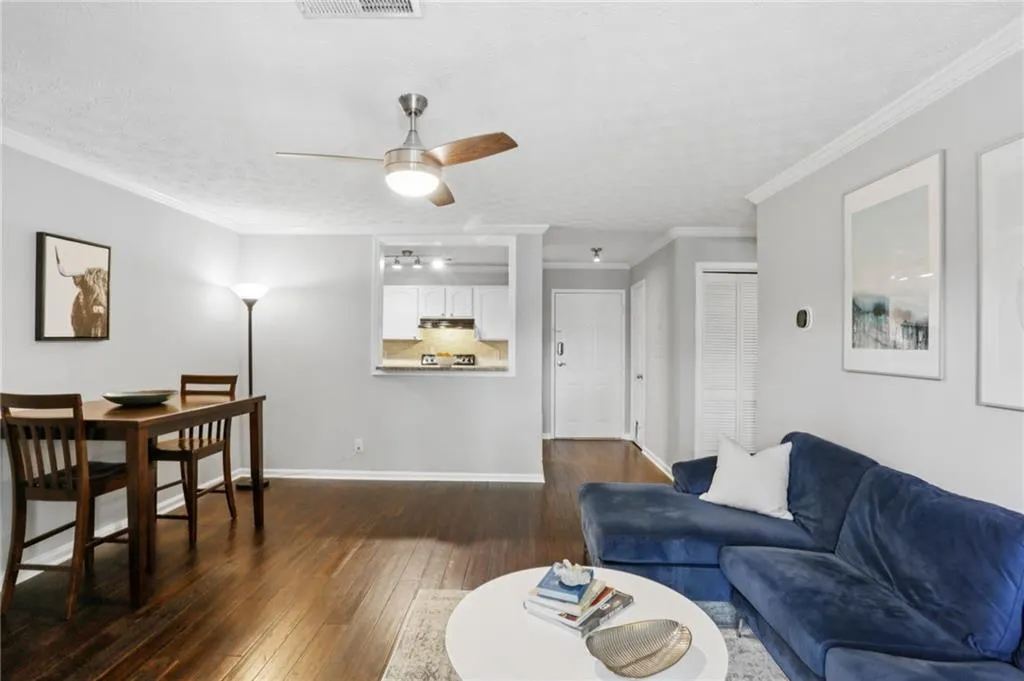 970 Sidney Marcus Boulevard Ne Unit 2115, Atlanta, Georgia 30324, 1 Bedroom Bedrooms, ,1 BathroomBathrooms,Residential,For Sale,970 Sidney Marcus Boulevard Ne Unit 2115,7625007