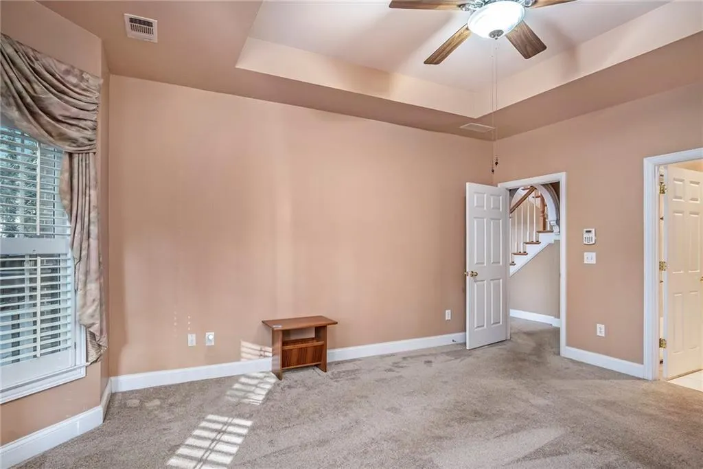207 Crossing Valley Lane, Sandy Springs, Georgia 30339, 3 Bedrooms Bedrooms, ,2 BathroomsBathrooms,Residential,Sold,207 Crossing Valley Lane,6841866