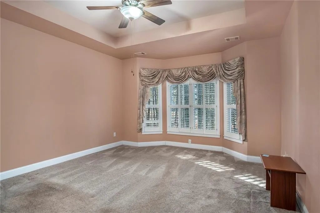 207 Crossing Valley Lane, Sandy Springs, Georgia 30339, 3 Bedrooms Bedrooms, ,2 BathroomsBathrooms,Residential,Sold,207 Crossing Valley Lane,6841866