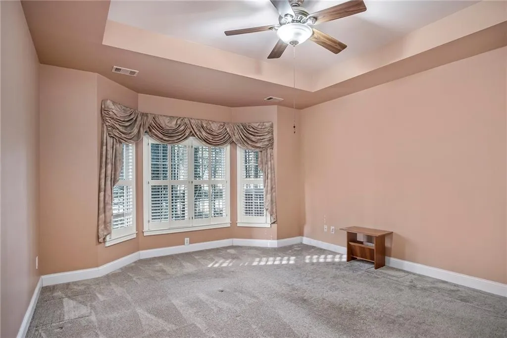 207 Crossing Valley Lane, Sandy Springs, Georgia 30339, 3 Bedrooms Bedrooms, ,2 BathroomsBathrooms,Residential,Sold,207 Crossing Valley Lane,6841866
