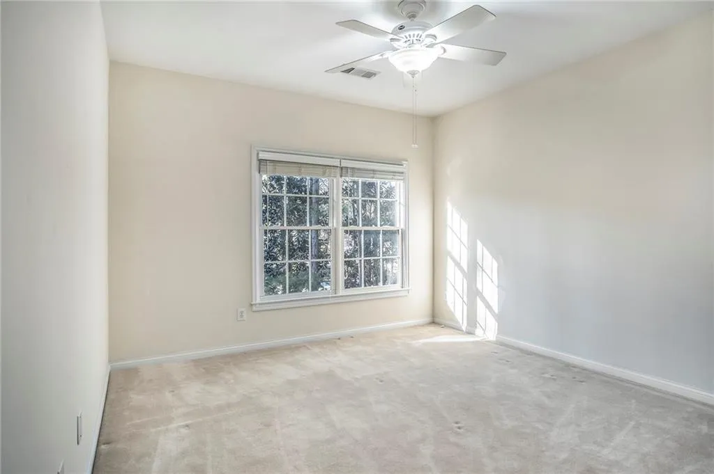 207 Crossing Valley Lane, Sandy Springs, Georgia 30339, 3 Bedrooms Bedrooms, ,2 BathroomsBathrooms,Residential,Sold,207 Crossing Valley Lane,6841866
