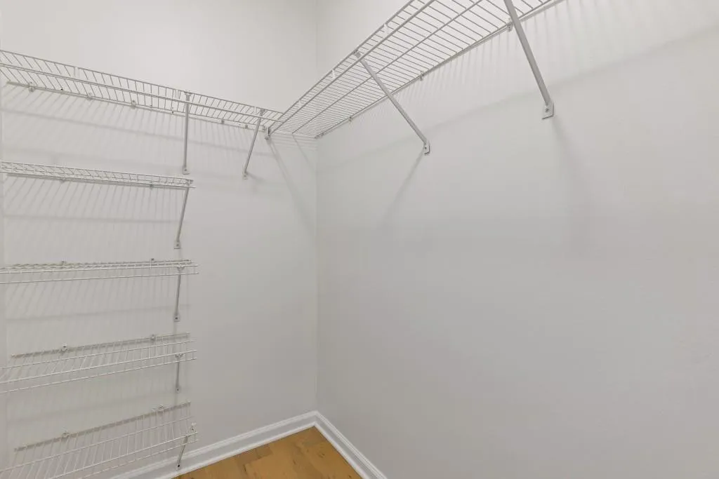 Walk in closet