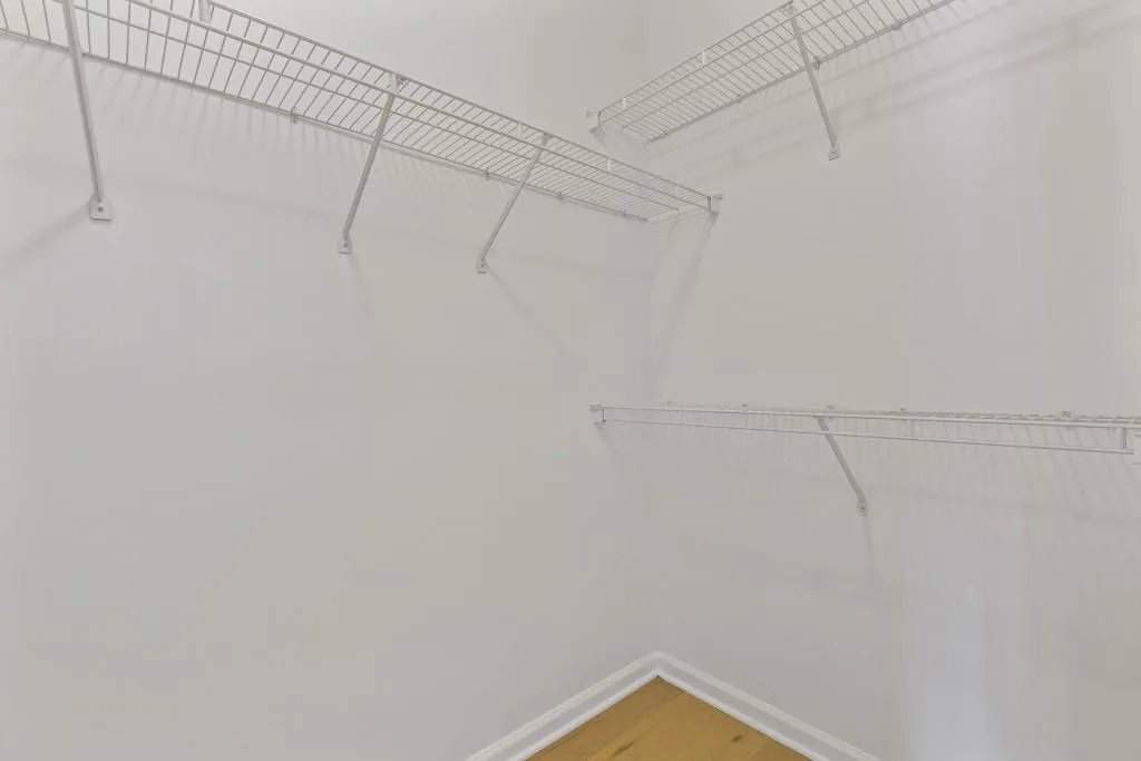 Walk-in closet