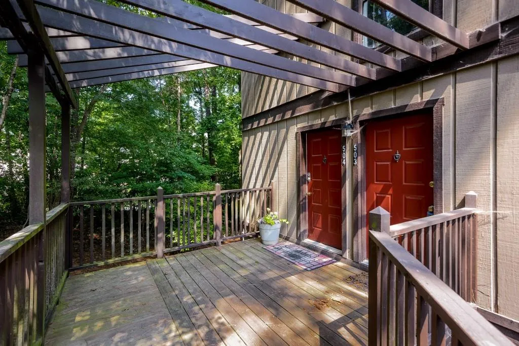 503 River Run Drive Unit -, Atlanta, Georgia 30350, 1 Bedroom Bedrooms, ,1 BathroomBathrooms,Residential,Sold,503 River Run Drive Unit -,5713169