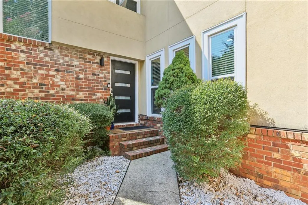 Private courtyard entry on main level.