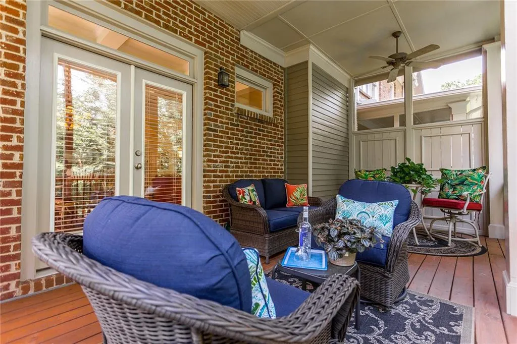 1130 Charles Towne Square, Sandy Springs, Georgia 30328, 4 Bedrooms Bedrooms, ,3 BathroomsBathrooms,Residential,Sold,1130 Charles Towne Square,6767314