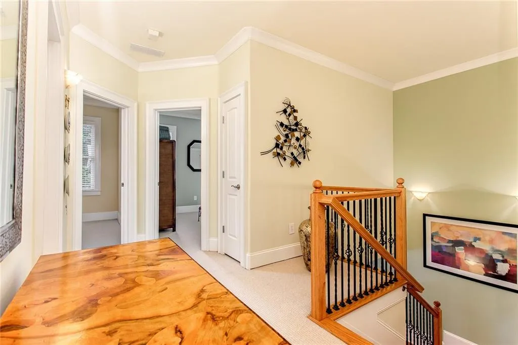 1130 Charles Towne Square, Sandy Springs, Georgia 30328, 4 Bedrooms Bedrooms, ,3 BathroomsBathrooms,Residential,Sold,1130 Charles Towne Square,6767314