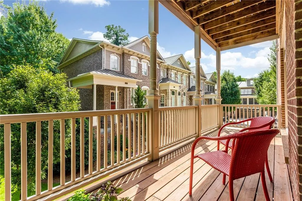 1130 Charles Towne Square, Sandy Springs, Georgia 30328, 4 Bedrooms Bedrooms, ,3 BathroomsBathrooms,Residential,Sold,1130 Charles Towne Square,6767314