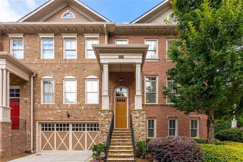 1130 Charles Towne Square, Sandy Springs, Georgia 30328, 4 Bedrooms Bedrooms, ,3 BathroomsBathrooms,Residential,Sold,1130 Charles Towne Square,6767314