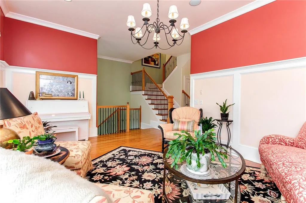1130 Charles Towne Square, Sandy Springs, Georgia 30328, 4 Bedrooms Bedrooms, ,3 BathroomsBathrooms,Residential,Sold,1130 Charles Towne Square,6767314