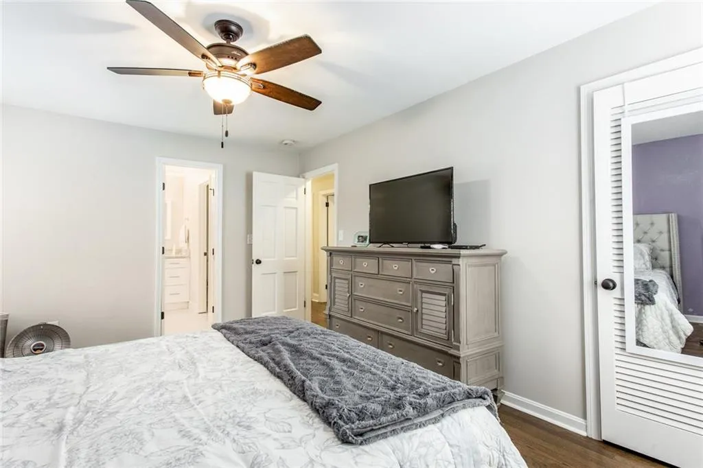 6410 Colewood Court Nw, Atlanta, Georgia 30328, 4 Bedrooms Bedrooms, ,3 BathroomsBathrooms,Residential,Sold,6410 Colewood Court Nw,6122763