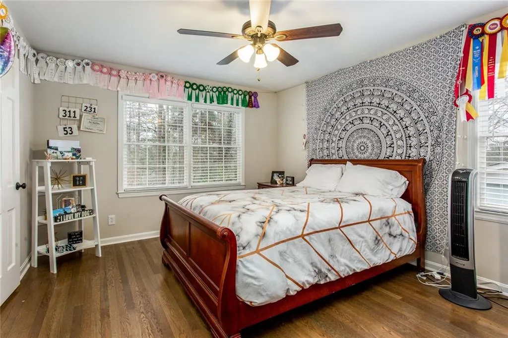 6410 Colewood Court Nw, Atlanta, Georgia 30328, 4 Bedrooms Bedrooms, ,3 BathroomsBathrooms,Residential,Sold,6410 Colewood Court Nw,6122763