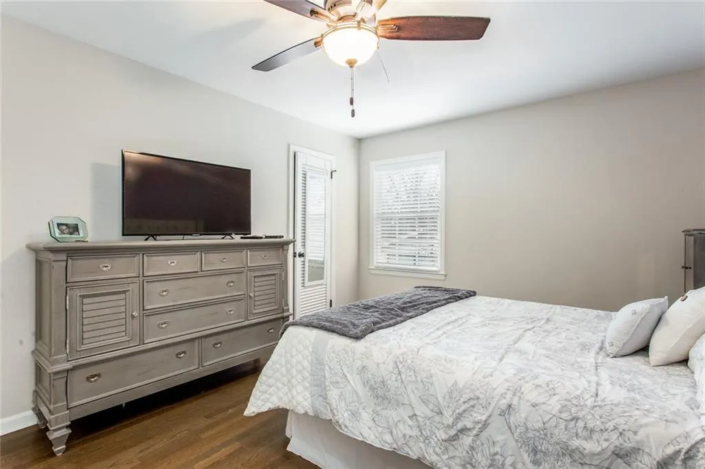 6410 Colewood Court Nw, Atlanta, Georgia 30328, 4 Bedrooms Bedrooms, ,3 BathroomsBathrooms,Residential,Sold,6410 Colewood Court Nw,6122763