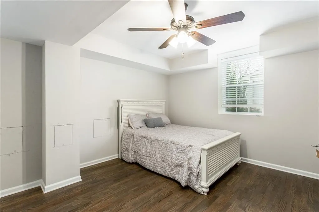 6410 Colewood Court Nw, Atlanta, Georgia 30328, 4 Bedrooms Bedrooms, ,3 BathroomsBathrooms,Residential,Sold,6410 Colewood Court Nw,6122763