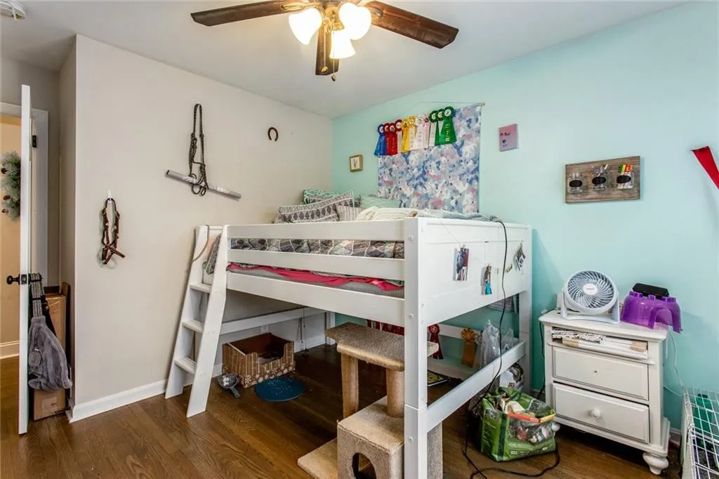 6410 Colewood Court Nw, Atlanta, Georgia 30328, 4 Bedrooms Bedrooms, ,3 BathroomsBathrooms,Residential,Sold,6410 Colewood Court Nw,6122763