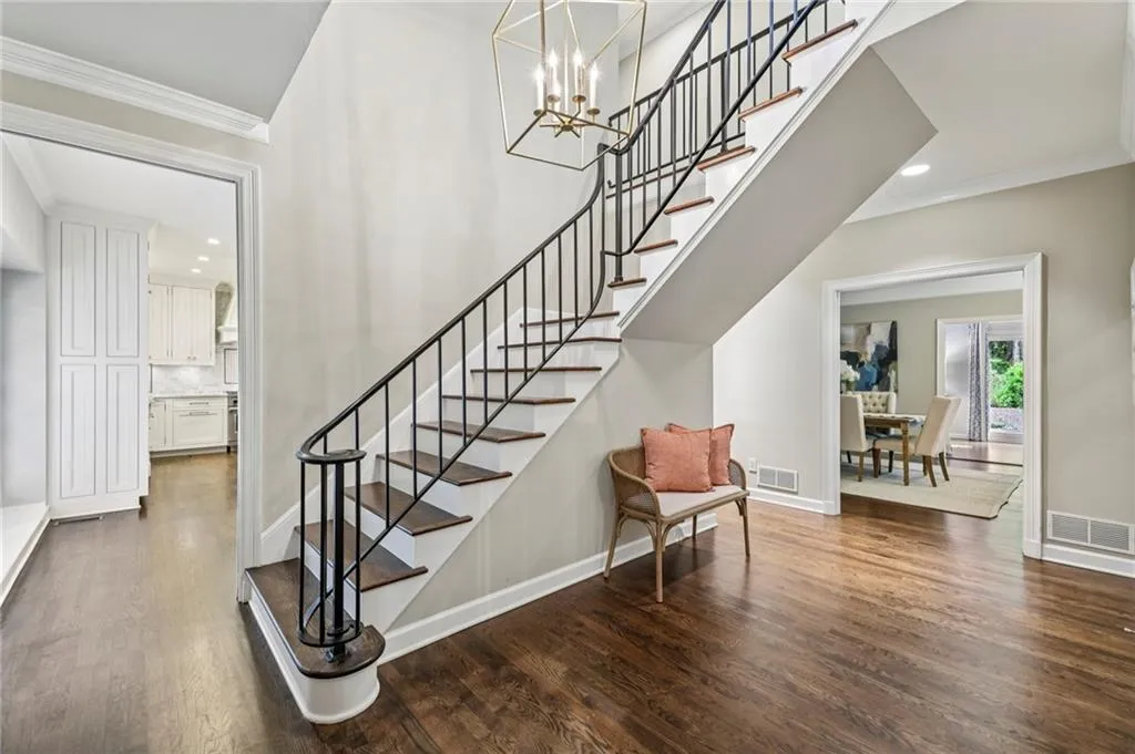 5240 Kenbrook Way, Atlanta, Georgia 30327, 4 Bedrooms Bedrooms, ,4 BathroomsBathrooms,Residential,For Sale,5240 Kenbrook Way,7764567