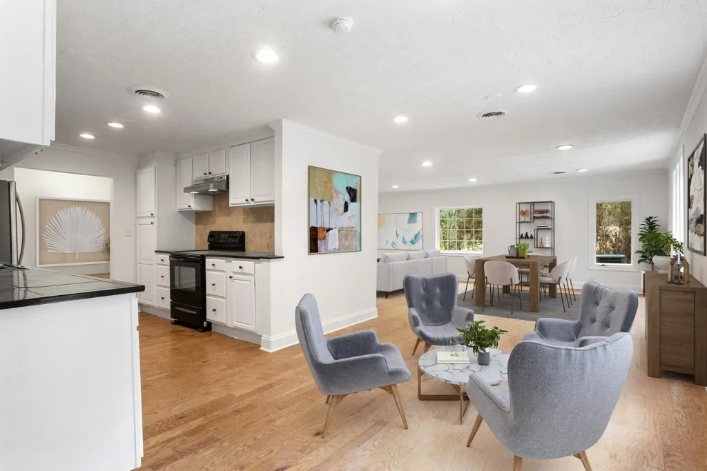 5150 High Point Road, Atlanta, Georgia 30342, 3 Bedrooms Bedrooms, ,2 BathroomsBathrooms,Residential,Sold,5150 High Point Road,7161841