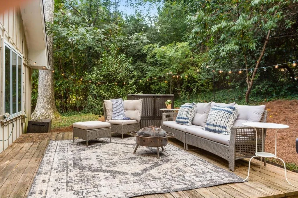 5150 High Point Road, Atlanta, Georgia 30342, 3 Bedrooms Bedrooms, ,2 BathroomsBathrooms,Residential,Sold,5150 High Point Road,7161841