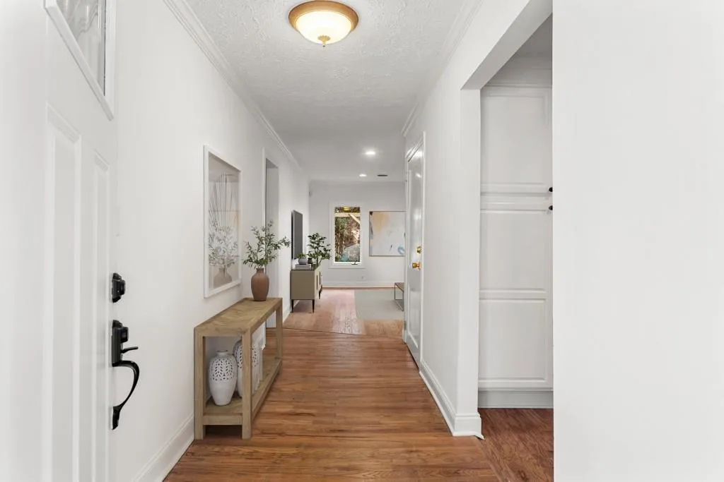 5150 High Point Road, Atlanta, Georgia 30342, 3 Bedrooms Bedrooms, ,2 BathroomsBathrooms,Residential,Sold,5150 High Point Road,7161841